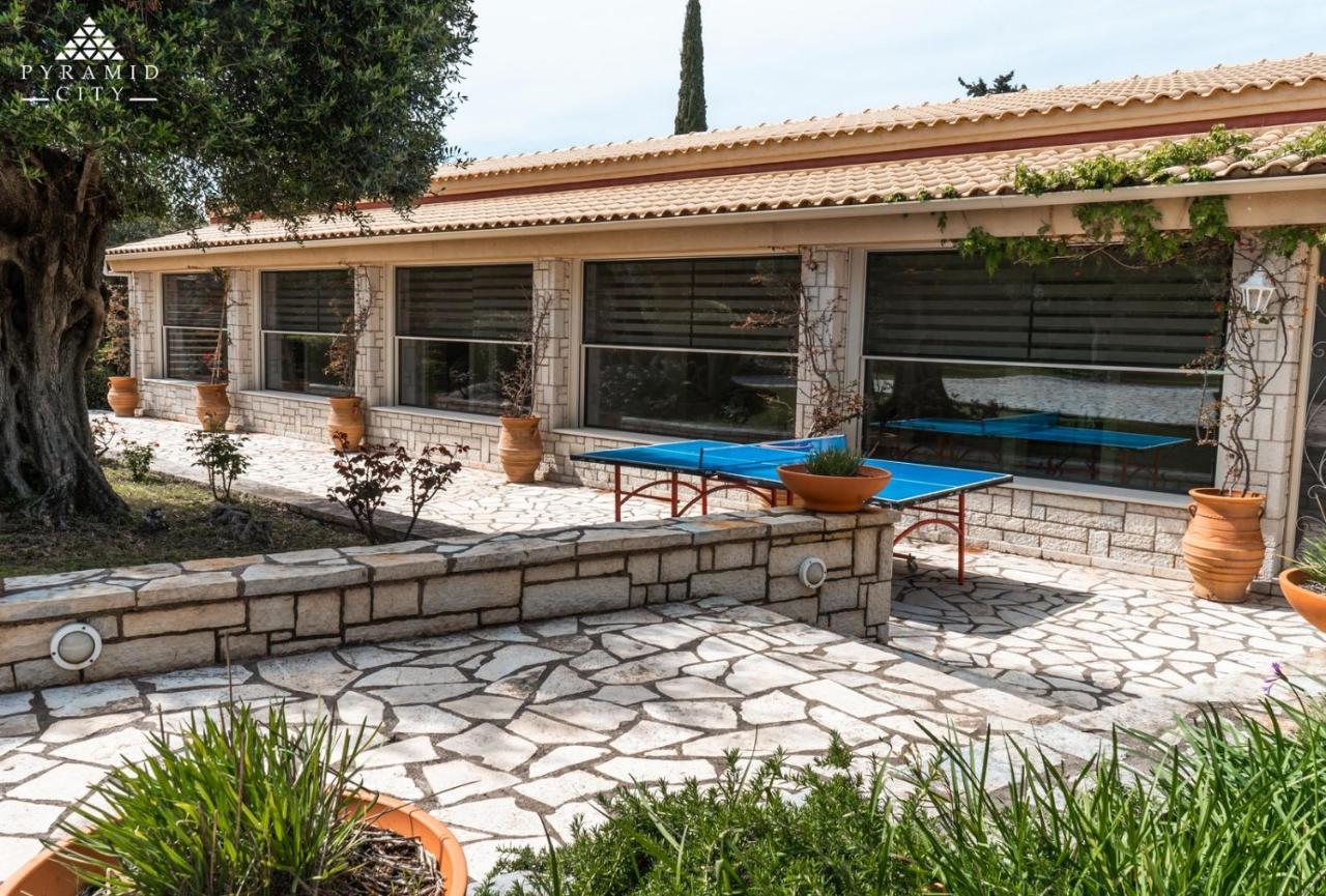 Luxury Villa Aphrodite Agios Spyridon  Exteriör bild